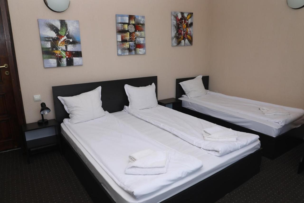 Опълченец Hotel Shipka Ngoại thất bức ảnh